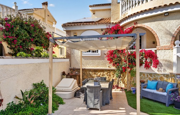 Resale - Villa - Gran Alacant - Monte y Mar