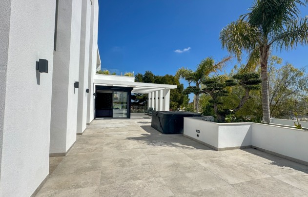 Resale - Villa - Orihuela Costa - Villamartín