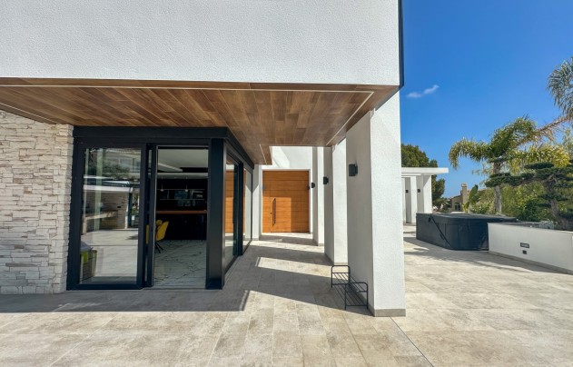 Resale - Villa - Orihuela Costa - Villamartín