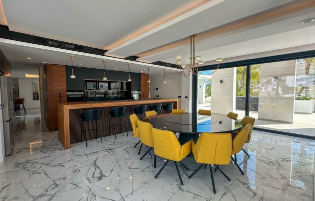 Resale - Villa - Orihuela Costa - Villamartín