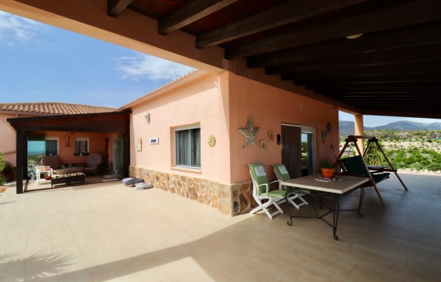 Resale - Villa - Albatera