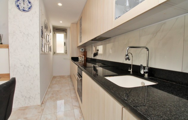 Resale - Villa - Villamartín