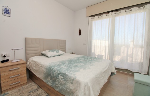 Resale - Villa - Villamartín