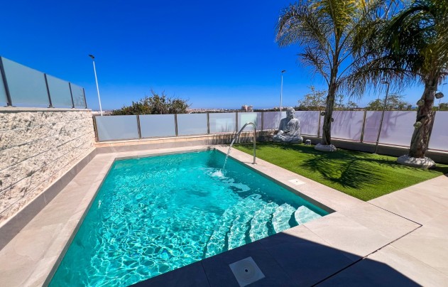 Herverkoop - Villa - Torrevieja - Los Balcones