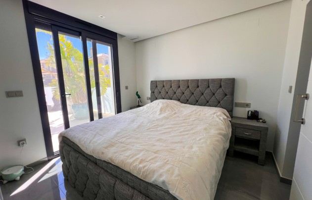 Herverkoop - Villa - Torrevieja - Los Balcones