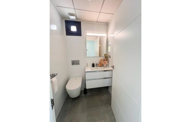 Herverkoop - Villa - Torrevieja - Los Balcones