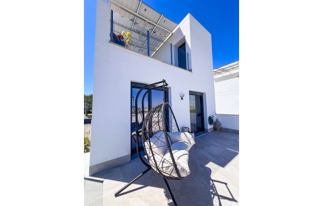Herverkoop - Villa - Torrevieja - Los Balcones