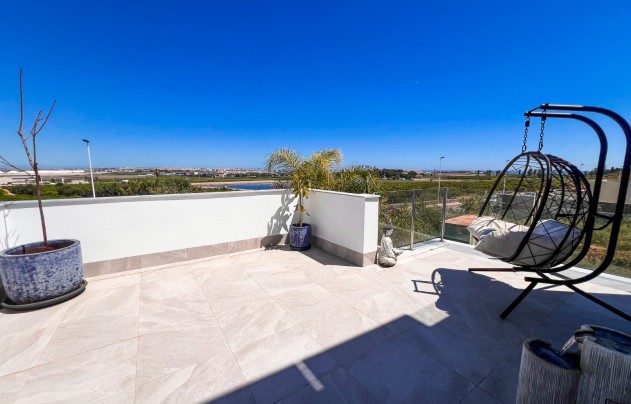 Herverkoop - Villa - Torrevieja - Los Balcones