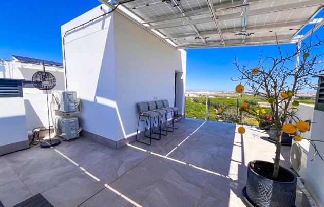 Herverkoop - Villa - Torrevieja - Los Balcones