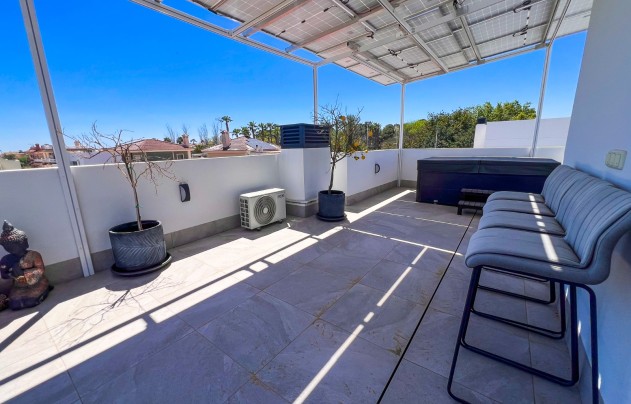 Herverkoop - Villa - Torrevieja - Los Balcones