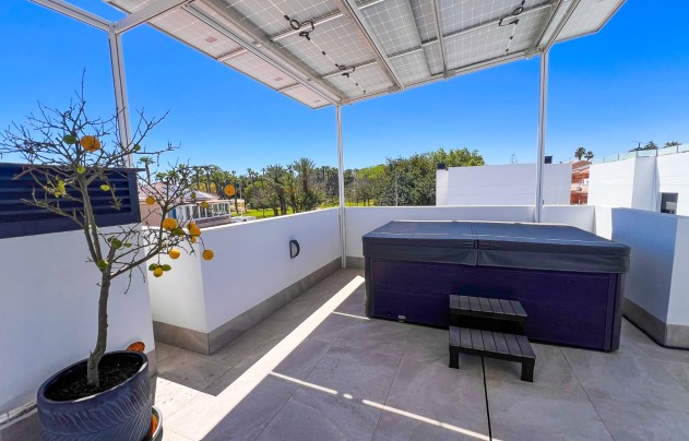 Herverkoop - Villa - Torrevieja - Los Balcones