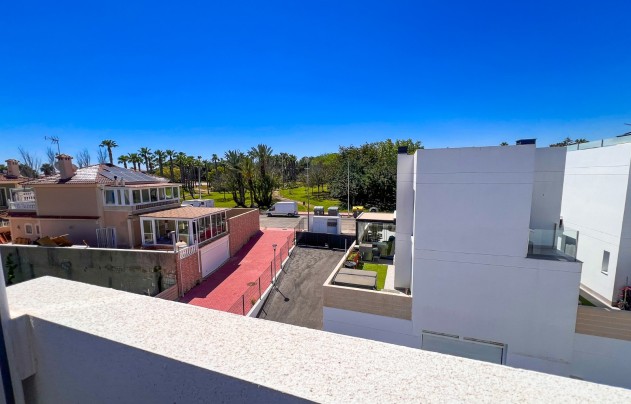 Herverkoop - Villa - Torrevieja - Los Balcones