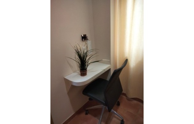 Herverkoop - Commercial - Alicante - Casco antiguo