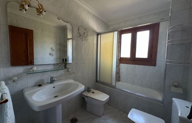Herverkoop - Villa - Torrevieja - Los Balcones
