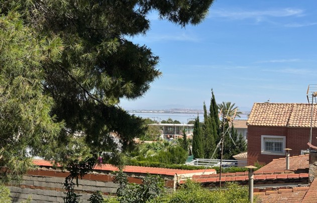Herverkoop - Villa - Torrevieja - Los Balcones