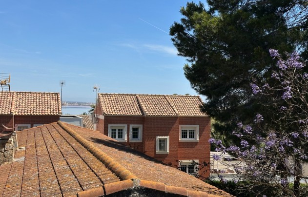 Herverkoop - Villa - Torrevieja - Los Balcones