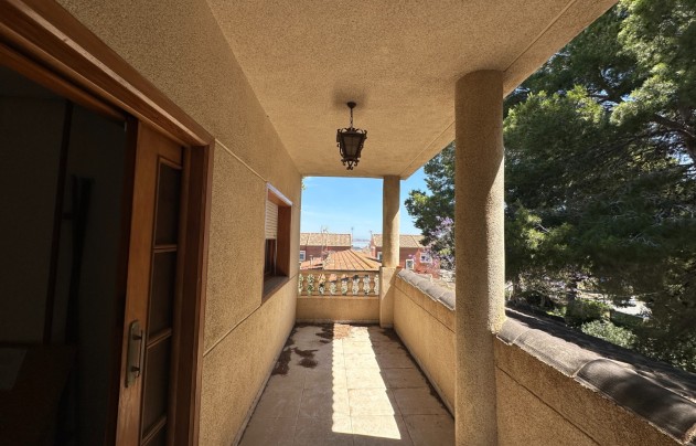 Herverkoop - Villa - Torrevieja - Los Balcones