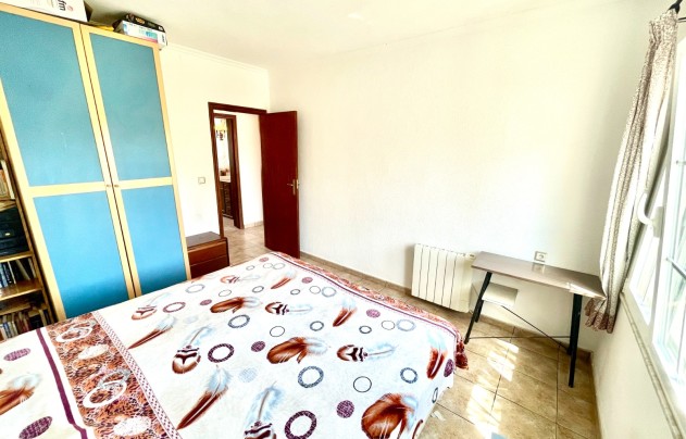 Resale - Villa - Benijofar - Pueblo