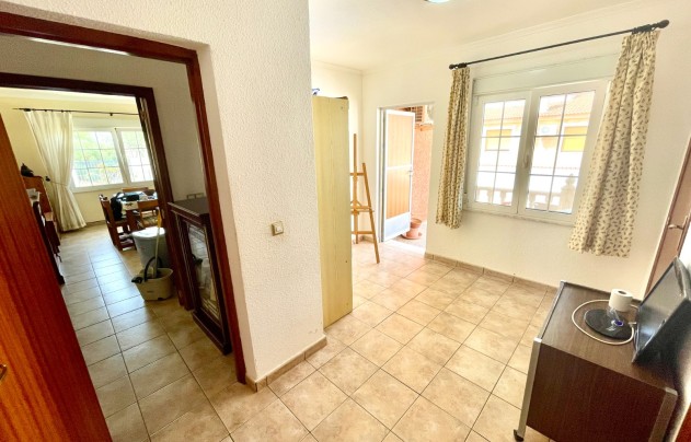 Resale - Villa - Benijofar - Pueblo