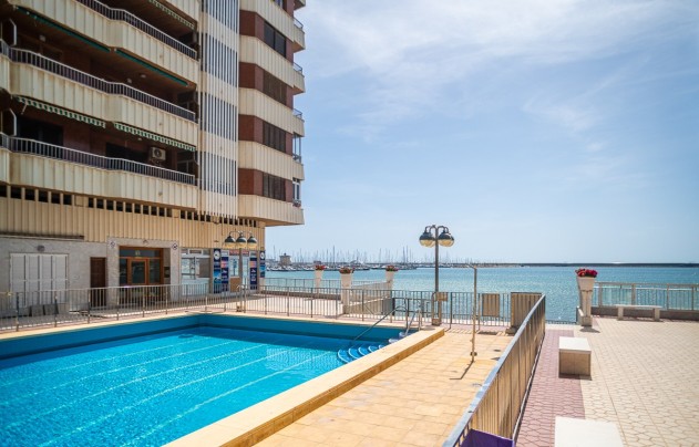 Herverkoop - Apartment - Torrevieja - Acequion