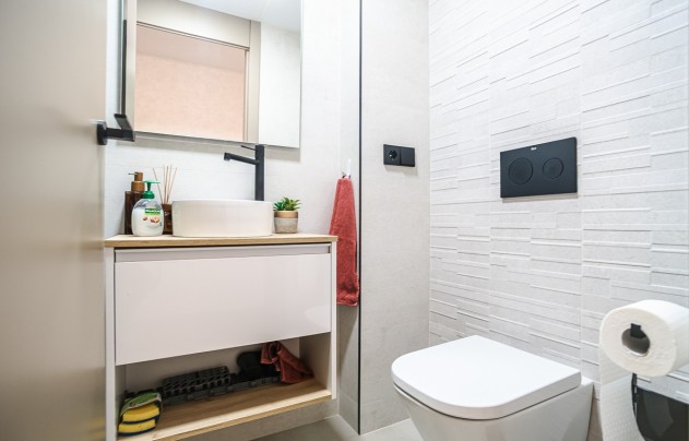 Herverkoop - Apartment - Torrevieja - Acequion