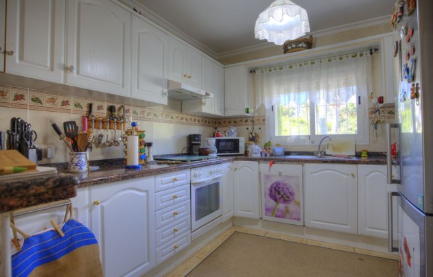 Resale - Villa - Benissa - Baladrar
