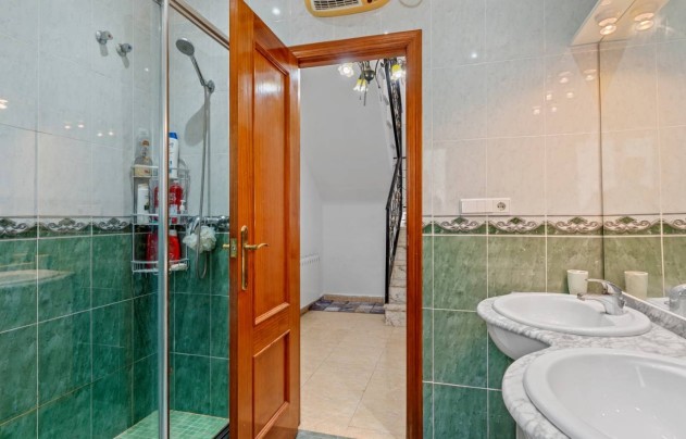 Reventa - Villa - Catral