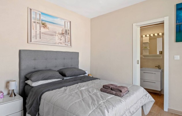 Reventa - Villa - Catral