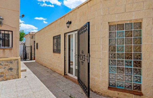 Reventa - Villa - Catral