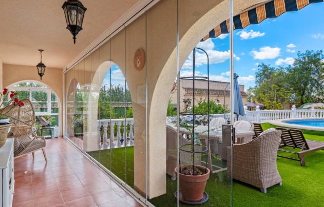 Reventa - Villa - Catral