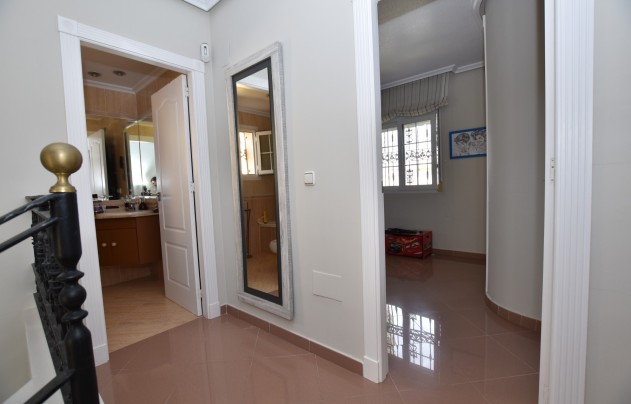 Revente - Villa - Orihuela Costa - Los Dolses