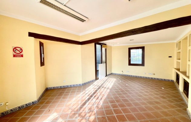 Reventa - Commercial - Torrevieja - Playa Los Locos