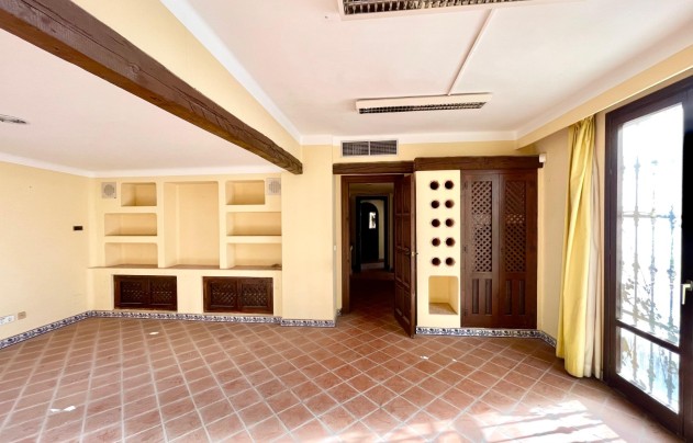 Reventa - Commercial - Torrevieja - Playa Los Locos