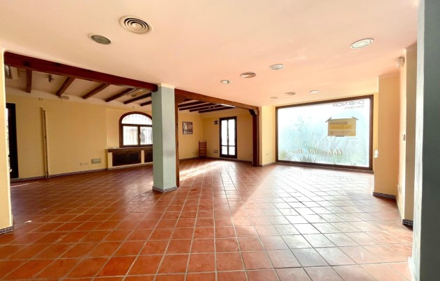 Reventa - Commercial - Torrevieja - Playa Los Locos
