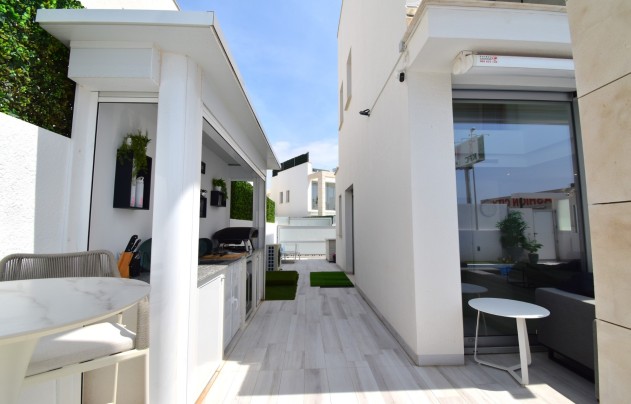 Reventa - Villa - Orihuela Costa - Lomas De Cabo Roig
