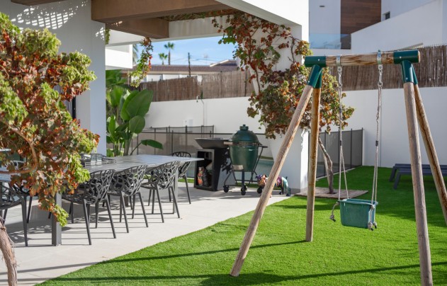 Herverkoop - Villa - Ciudad Quesada - town