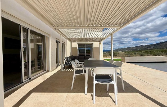 Resale - Villa - Salinas