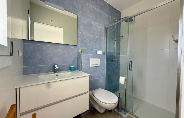 Resale - Villa - Salinas