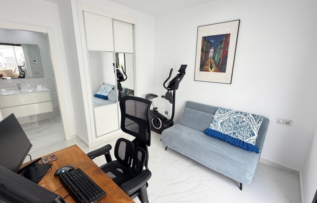 Reventa - Villa - Los Montesinos - La Herrada