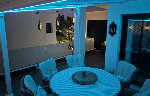 Reventa - Villa - Los Montesinos - La Herrada