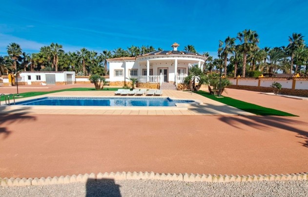 Resale - Villa - Catral