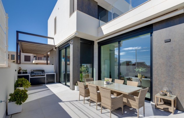 Obra nueva - Villa - Pilar de la Horadada - Roda Golf