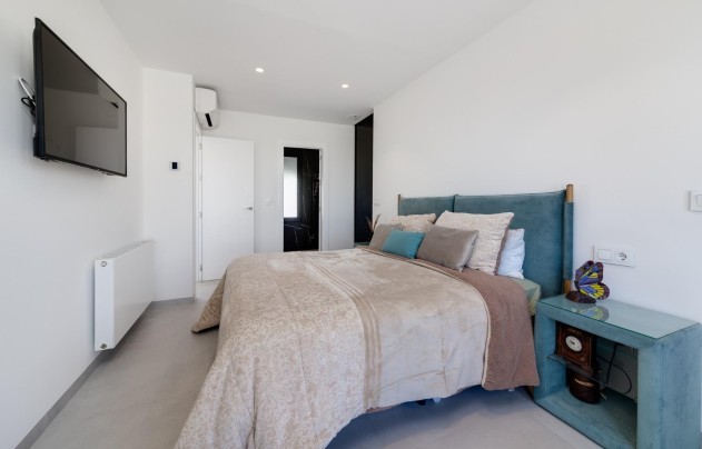 Obra nueva - Villa - Pilar de la Horadada - Roda Golf
