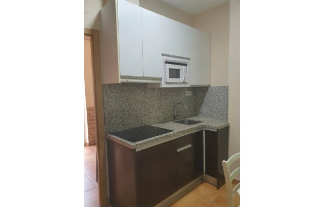 Resale - Commercial - Alicante - Casco antiguo
