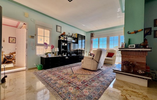 Resale - Villa - Orihuela Costa - Villamartín