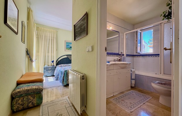 Resale - Villa - Orihuela Costa - Villamartín