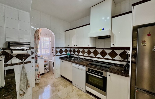 Resale - Villa - Orihuela Costa - Villamartín
