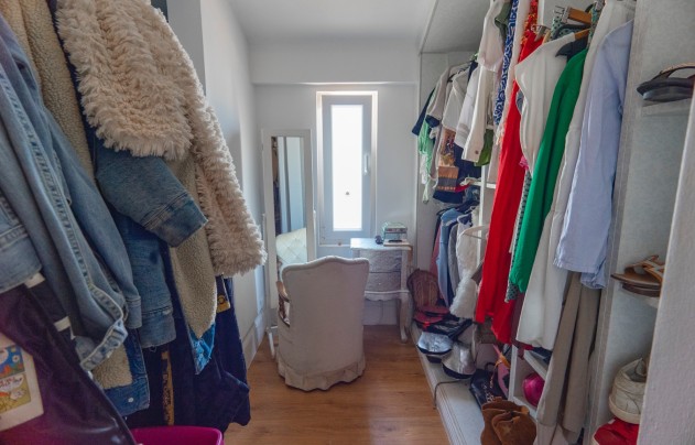 Resale - Villa - Las Heredades - Heredades