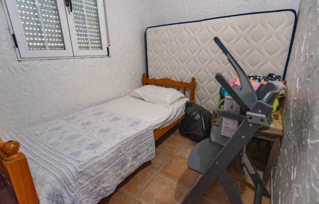 Resale - Villa - Las Heredades - Heredades