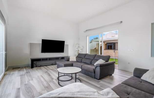 Resale - Villa - Algorfa - Lomas de La Juliana